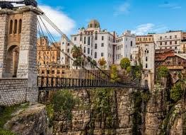 قسنطينة — مدينة الجسور المعلقة